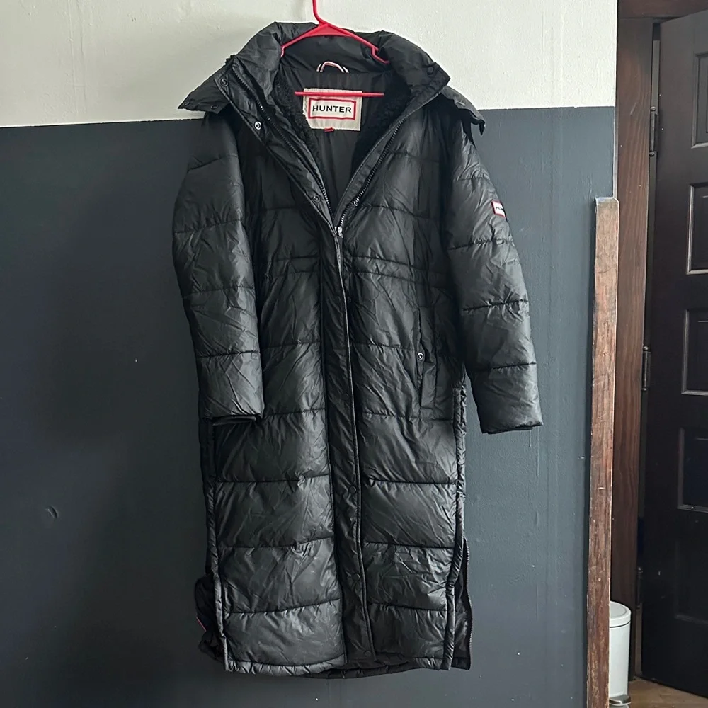 Hunter Long Black Quilted Jacket - Picture 1 of 1